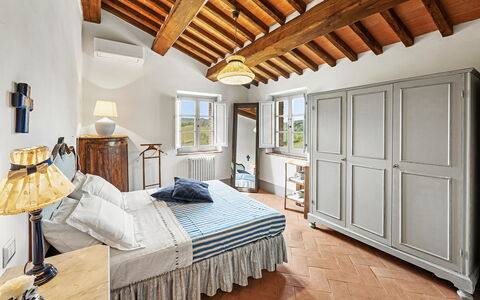 San Sano Retreat, Chianti Vineyard Views & Diving: Mueble, Diseño De Interiores, Habitación, Cama, Piso, Techo, Habitación, Casa, Suelo, Encendiendo