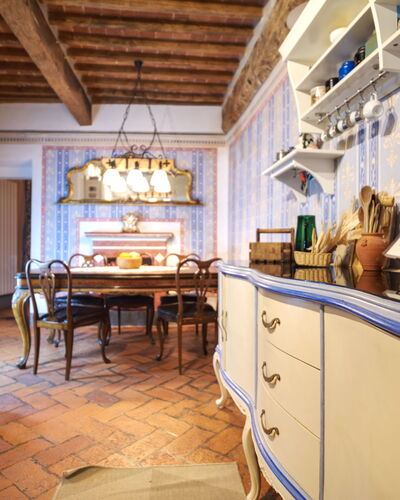 I Tre Camini: Diseño De Interiores, Mueble, Piso, Madera, Cocina, Techo, Encendiendo, Mostrador, Suelo, Habitación