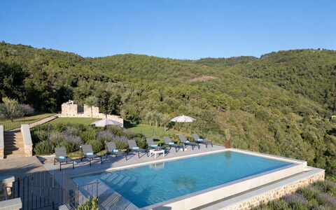 Villa Maddalena alla Guglielmesca: Accidentes Geográficos Montañosas, Colina, Montaña, Piscina, Tierras Altas, Paisaje, Hill Station, Cordillera, Eco Hotel, Inmuebles
