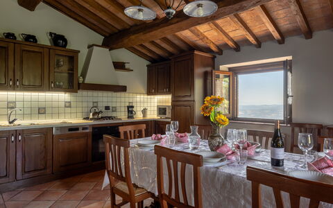 Villa Daluma, Private Pool in Todi: Mueble, Madera, Diseño De Interiores, Mesa, Cocina Y Comedor Mesa, Comedor, Silla, Piso, Habitación, Casa