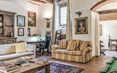 Il Pozzo dei Desideri: Mueble, Diseño De Interiores, Pared, Madera, Piso, Sofá, Sala, Silla, Casa, Mesa