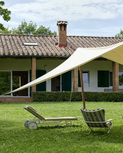 Casa Mancini, Holiday Villa, San Galgano: Sombra, Césped, Cobertura Del Suelo, Jardín, Ocio, Yarda, Parque, Patio Interior, Paisajismo