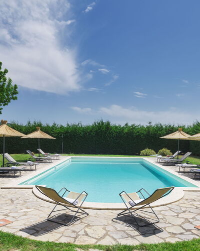 Villa Augusto 10: Piscina, Mueble Para Exteriores, Jardín, Recurso, Paisajismo, Sombra, Césped, Sunlounger, Silla, Eco Hotel