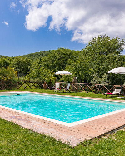 Podere Bagnolo 8: Piscina, Recurso, Thermae, Jardín, Eco Hotel, Inmuebles, Casa De Campo, Mueble Para Exteriores, Bicicleta