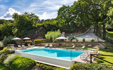 Il Casale di Manuele 12: Piscina, Recurso, Jardín, Eco Hotel, Mueble Para Exteriores, Sombra, Thermae, Fuente De Agua, Paisajismo, Ocio