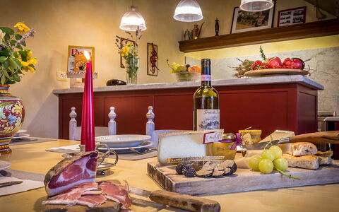 Le Querce dei Medici 12+2: Vajilla, Comida, Mueble, Mesa, Ingrediente, Utensilios Para Servir, Vajilla, Fruta, Porcelana, Botella