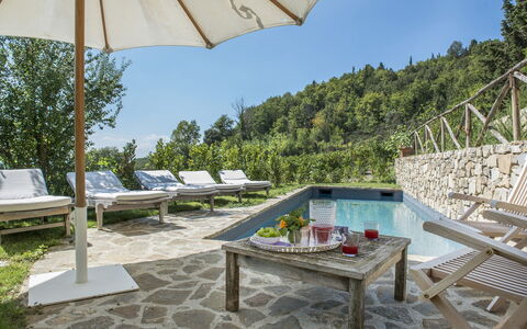 Villa delle Upupe 8: Mueble Para Exteriores, Recurso, Piscina, Eco Hotel, Losa, Sunlounger, Jardín, Silla, Paisajismo, Paraguas