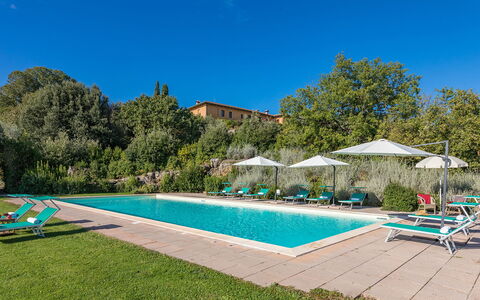 Villa Il Foramasso 10+2: Piscina, Recurso, Inmuebles, Mueble Para Exteriores, Hacienda, Paisajismo, Hotel, Villa, Eco Hotel, Sunlounger