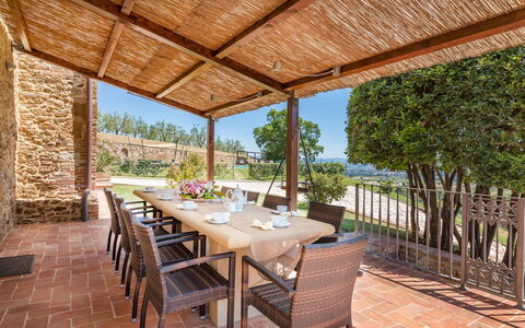 Bossoncina 8+1: Mueble, Silla, Cocina Y Comedor Mesa, Mesa, Recurso, Mueble Para Exteriores, Mesa Al Aire Libre, Sombra, Eco Hotel, Porche