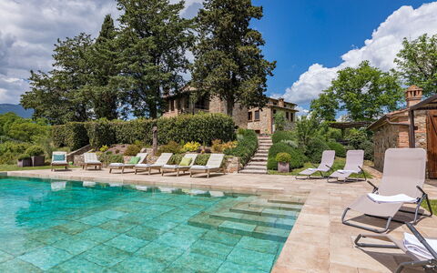 Podere Fabbrica 12: Inmuebles, Jardín, Piscina, Paisajismo, Casa De Campo, Villa, Fuente De Agua, Patio Interior, Hacienda, Yarda