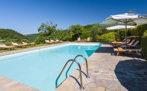 Marangole 12: Piscina, Eco Hotel, Recurso, Mueble Para Exteriores, Ocio, Sunlounger, Paisajismo, Thermae, Ciudad De Vacaciones, Paraguas