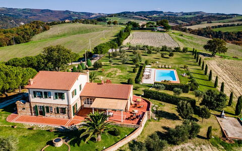 Il Poggiarellino 14: Inmuebles, Piscina, Hacienda, Villa, Recurso, Comida, Casa De Campo, Eco Hotel, Mansión, Hotel