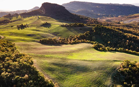 Il Poggiarellino 14: Accidentes Geográficos Montañosas, Colina, Paisaje Natural, Ecorregión, Pradera, Tierras Altas, Montaña, Terreno, Paisaje, Valle
