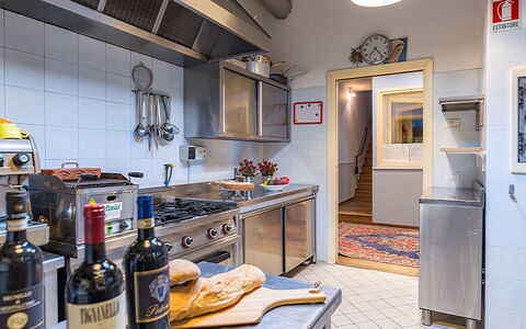 Villa Leonardo 30+6: Cocina, Aparato De Cocina, Electrodoméstico, Mostrador, Estufa De Cocina, Encendiendo, Mueble, Electrodoméstico, Estufa De Gas, Casa