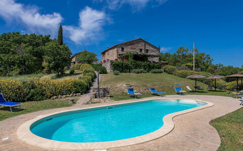 Podere San Ansano 14+2: Azul, Área Rural, Casa De Campo, Cabaña, Inmuebles, Piscina, Villa, Paisajismo, Hacienda