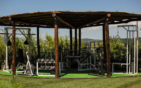 Casale Bella Vita 8+4: Jardín, Parque, Sombra, Hierro, Metal, Césped, Estructura Al Aire Libre, Kiosko, Ocio, Pabellón