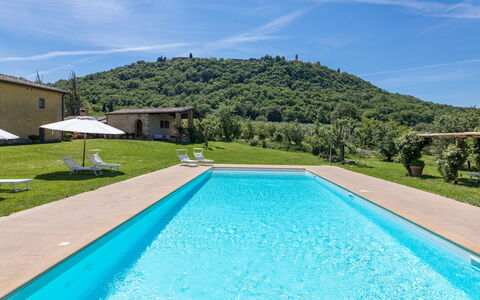 Podere Pratovecchio 14+2: Piscina, Inmuebles, Casa De Campo, Villa, Eco Hotel, Hacienda, Recurso, Hotel