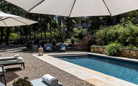 Villa Rinaldi 6: Paraguas, Mueble Para Exteriores, Piscina, Mueble, Sunlounger, Maceta, Silla, Losa, Sombra, Recurso