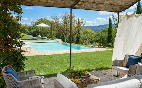 Poggio Novoli 6: Mueble, Mueble Para Exteriores, Piscina, Silla, Sombra, Jardín, Eco Hotel, Recurso, Patio Interior, Ocio