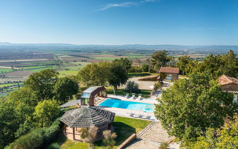 Il Romitoio 12: Cabaña, Inmuebles, Ocio, Casa De Campo, Jardín, Villa, Césped, Eco Hotel, Paisajismo, Hacienda