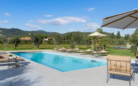 La Buganvilla 14: Piscina, Agua, Mueble Para Exteriores, Recurso, Sunlounger, Mueble, Eco Hotel, Thermae, Silla, Paraguas