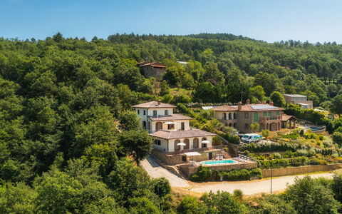 Villa Maggiorana 10: Casa, Barrio Residencial, Paisaje, Área Rural, Casa, Inmuebles, Techo, Asentamientos Humanos, Hill Station, Cabaña