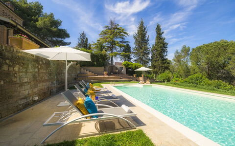 Il Fienile 4: Piscina, Arbusto, Jardín, Recurso, Paisajismo, Eco Hotel, Inmuebles, Hacienda, Villa, Sombra