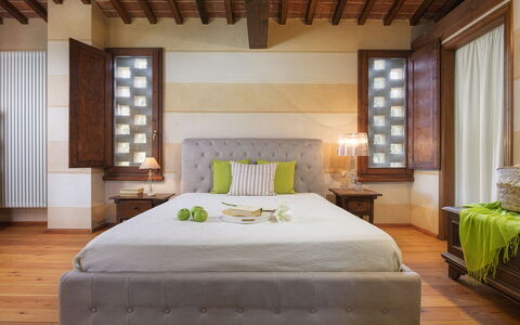 Il Fienile 4: Mueble, Cama, Diseño De Interiores, Habitación, Piso, Lecho, Pared, Suelo, Sábana, Madera
