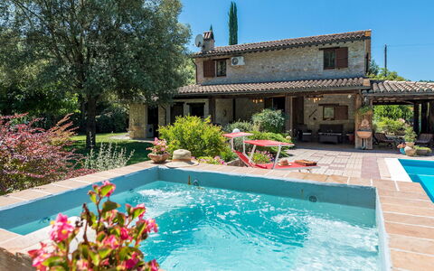 Dimora Alessandra 4: Piscina, Recurso, Hacienda, Inmuebles, Ocio, Casa De Campo, Villa, Maceta, Eco Hotel, Silla