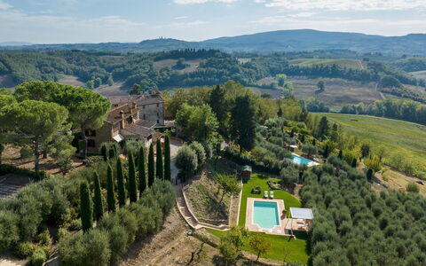 Villa Binetti 7: Paisaje, Inmuebles, Vista Panorámica, Fotografía Aérea, Pueblo, Plantación, Paisajismo, Mansión, Villa, Casa De Campo