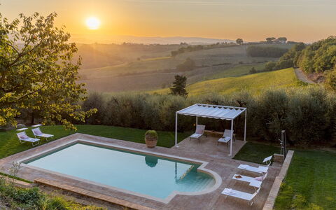 Villa Binetti 7: Piscina, Mueble Para Exteriores, Recurso, El Terreno Del Lote, Inmuebles, Jardín, Patio Interior, Eco Hotel, Paisajismo, Sunlounger