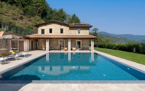 Villa Carlotta 8: Piscina, Recurso, Casa, Thermae, Eco Hotel, Casa, Material Compuesto, Inmuebles, Villa, Hacienda