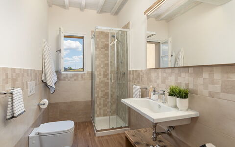 Casolare San Martino 12: Piso, Pared, Suelo, Diseño De Interiores, Arreglo De Tubería, Baño, Baño, Loseta, Casa, Habitación