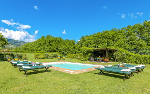La Mandolata 12: Jardín, Piscina, Mueble Para Exteriores, Recurso, Césped, Eco Hotel, Hacienda, Paisajismo, Parque, Inmuebles