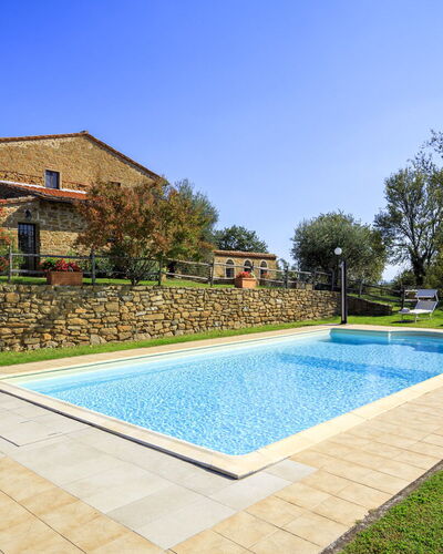 Villa le Tornaie 14: Piscina, Inmuebles, Jardín, Casa De Campo, Recurso, Eco Hotel, Patio Interior, Hacienda, Paisajismo, Villa