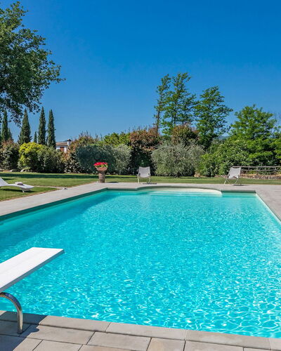 Casale la Splendida 10: Piscina, Azul, Recurso, Inmuebles, Hacienda, Eco Hotel, Villa, Fuente De Agua, Thermae, Sombra
