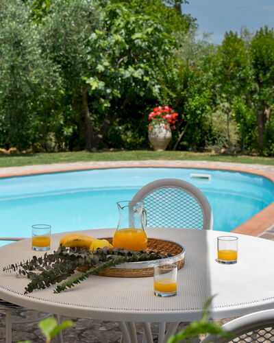 Casa Paggetti 8: Mueble, Mueble Para Exteriores, Mesa, Silla, Piscina, Mesa Al Aire Libre, Recurso, Cocina Y Comedor Mesa, Eco Hotel, Sombra