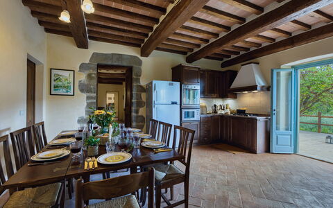 Casa Pippin 8: Mueble, Pared, Piso, Diseño De Interiores, Madera, Comedor, Cocina Y Comedor Mesa, Silla, Mesa, Techo