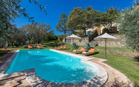 Casa Pippin 8: Piscina, Azul, Recurso, Eco Hotel, Sombra, Jardín, Thermae, Paisajismo, Mueble Para Exteriores, Inmuebles