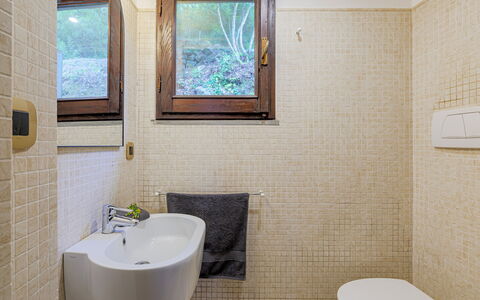 La Leopoldina 6: Pared, Arreglo De Tubería, Piso, Baño, Suelo, Diseño De Interiores, Plomería, Grifo, Baño, Casa