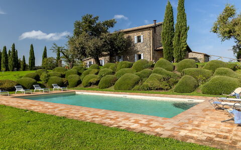 Villa dei Rosmarini 8: Arbusto, Jardín, Piscina, Cobertura, Inmuebles, Paisajismo, Villa, Hacienda, Casa De Campo, Césped