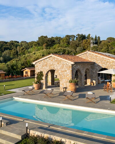 Villa la Casina 4: Inmuebles, Cabaña, Casa De Campo, Hacienda, Piscina, Villa, Mansión, Recurso, Paisajismo, Patio