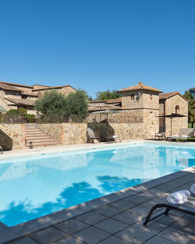 Villa le Beringhe 30: Piscina, Recurso, Inmuebles, Mueble Para Exteriores, Villa, Hotel, Hacienda, Eco Hotel