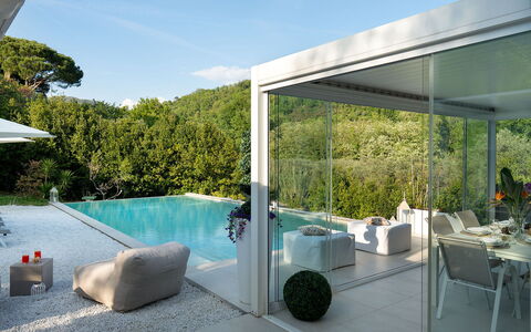 Villa Lunezia 6: Piscina, Mueble, Mueble Para Exteriores, Sombra, Recurso, Estructura Al Aire Libre, Eco Hotel, Silla, Porche, Jardín
