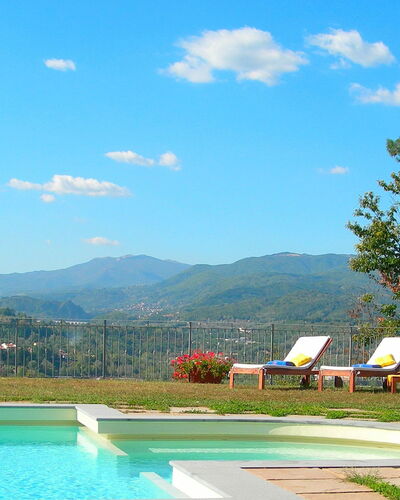 Villa Saida: Paisaje Natural, Naturaleza, Propiedad, Piscina, Cielo, Casa, Bienes Raíces, Ocio, Paisaje, Montaña
