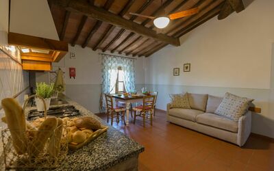 Montelopio 7: Sala, Habitación, Propiedad, Diseño De Interiores, Edificio, Mueble, Techo, Bienes Raíces, Casa, Casa