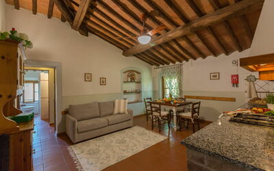 Montelopio 8: Habitación, Propiedad, Edificio, Sala, Diseño De Interiores, Mueble, Casa, Techo, Bienes Raíces, Casa