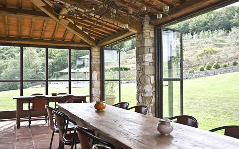 La Maccinaia 14: Propiedad, Habitación, Edificio, Casa, Techo, Diseño De Interiores, Mesa, Mueble, Bienes Raíces, Porche