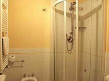 Alojamiento:&nbsp;Rana