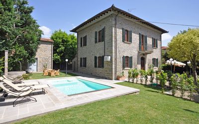 Primula - Camucia-Monsigliolo, Toscana, Italia